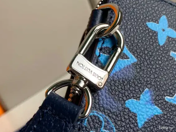 Affordable VUITTON POUCH LOUIS PHONE 0615